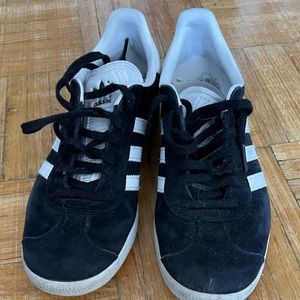 Women’s Adidas Gazelle size 7